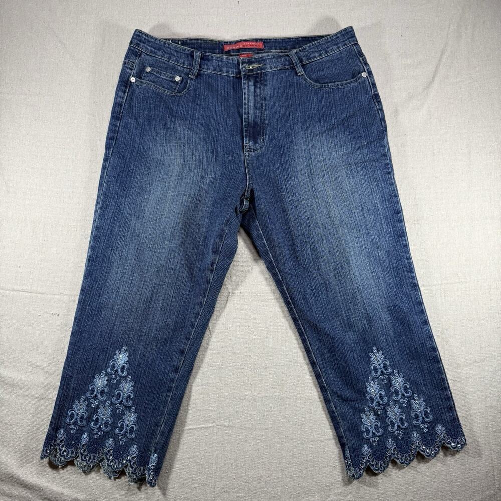 Cosmopolitan Womens 16 Capri Jeans Embroidered Scallop Hem Stretch Denim